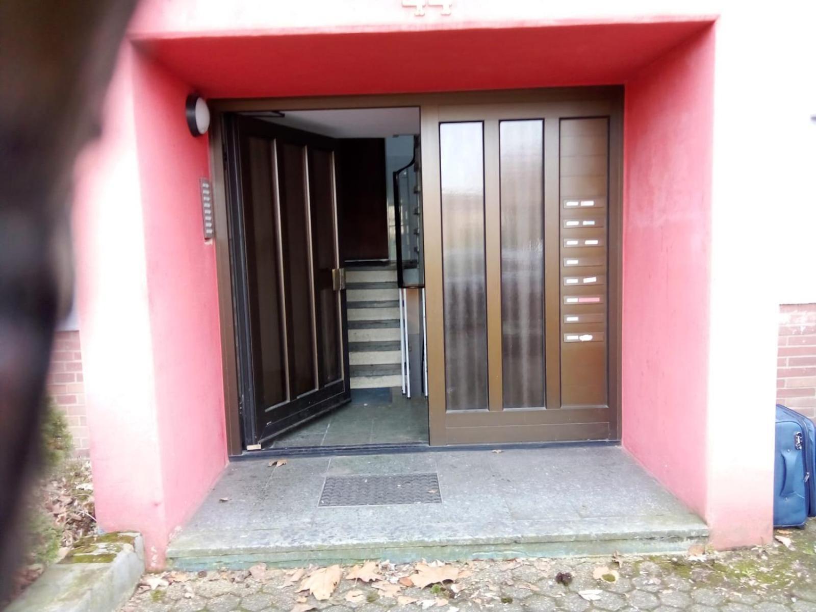 Ferienwohnung Monteurwohnung Messewohnung Duisburg Sued Grenze Duesseldorf 6 Personen Eksteriør billede